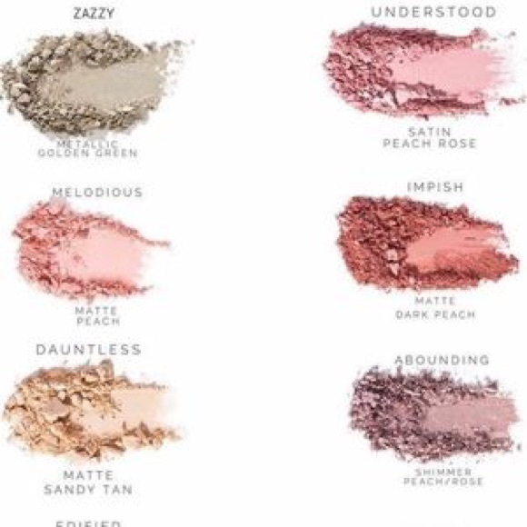 YOUNIQUE | Single Shadow Compact & Refill - Picture 3 of 3